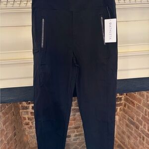 Athleta Trekkie North Jogger Black Pants stretchy sz 10 Tall NWT $99